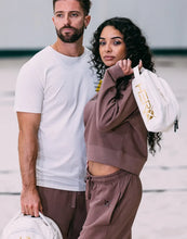 Load image into Gallery viewer, HEROES - WASH BAG - ATLAS - CREAM GOLD