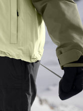 Load image into Gallery viewer, ARMADA _ NYLIE 2L INSULATED JACKET - Olive-Macha-Black