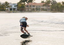 Load image into Gallery viewer, RONIX WAKEBOARDS 2026 - Parks - Modello - Chrome / Black