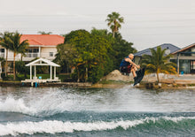 Load image into Gallery viewer, RONIX WAKEBOARDS 2026 - Vault - Black / Blue / Flash