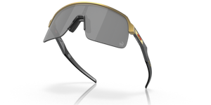 Oakley Sunglass _ Sutro Lite Patrick Mahomes II Collection 0OO9463
