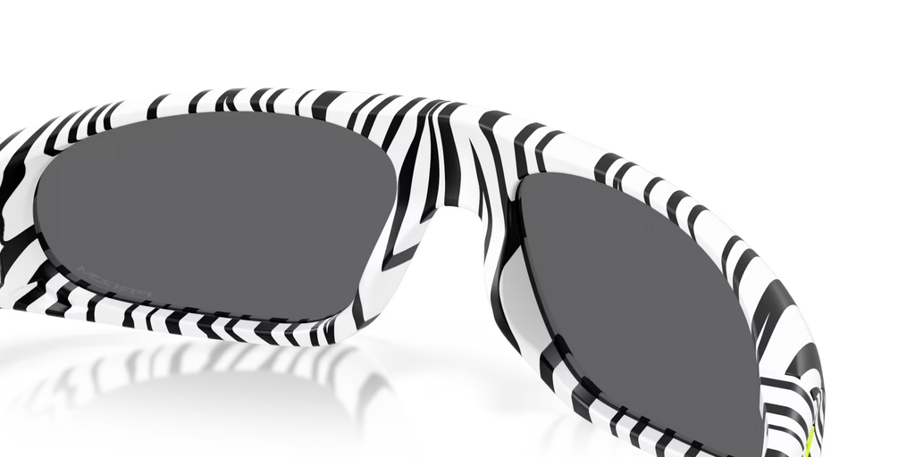 Oakley Sunglasses - Neoforma