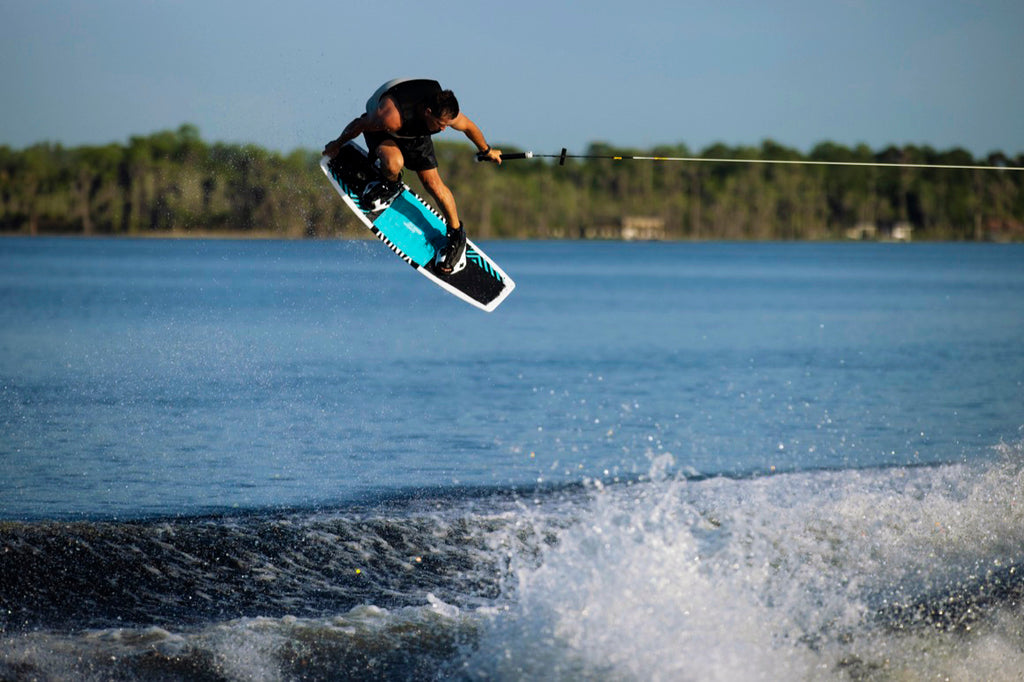 RONIX BOOTS - DISTRICT - STAGE 2 - White / Black