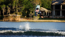 Load image into Gallery viewer, RONIX WAKEBOARDS 2025 - Boy&#39;s RX1 - Air Core 3 - Electric Trident
