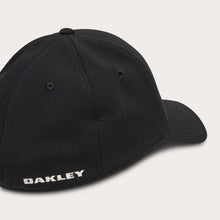 Load image into Gallery viewer, Oakley Tincan Cap (blackout/light gray)
