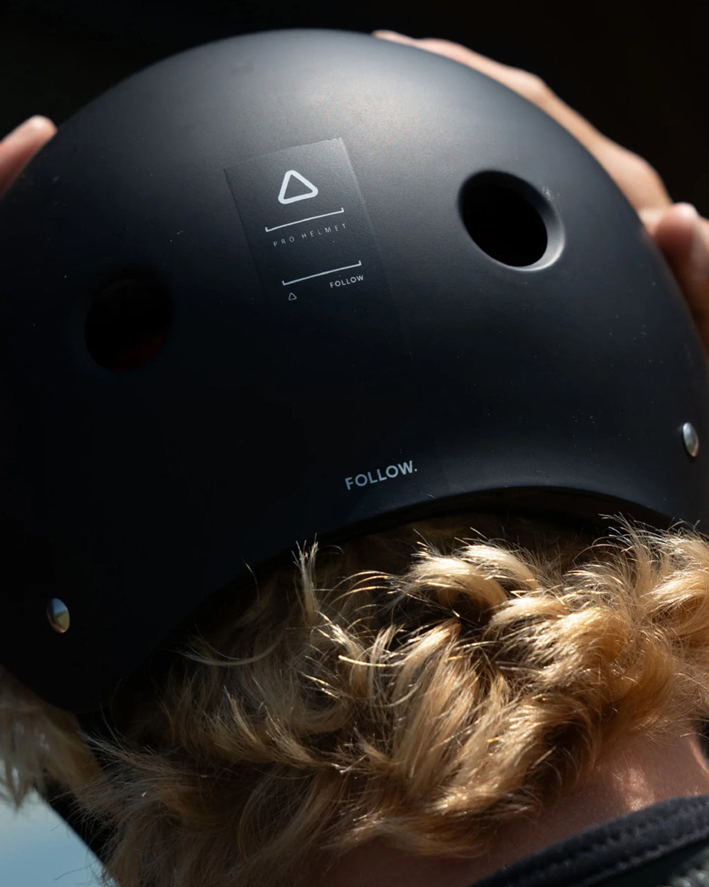 FOLLOW PRO HELMET - MATTE BLACK