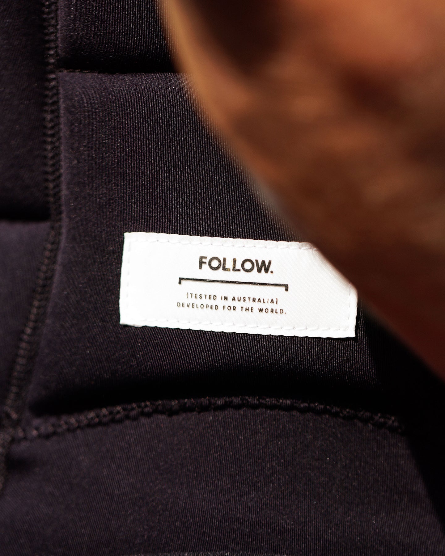 Follow Gratis Impact Vest