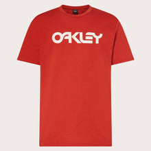 Load image into Gallery viewer, Oakley T-Shirt Mark II Tee 2.0 (Flame red)
