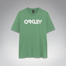 Load image into Gallery viewer, Oakley T-Shirt Mark II Tee 2.0 (Nile green)
