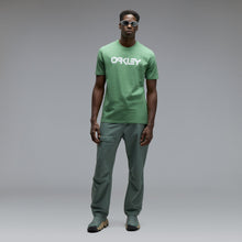 Load image into Gallery viewer, Oakley T-Shirt Mark II Tee 2.0 (Nile green)
