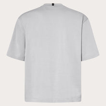 Load image into Gallery viewer, Oakley T-Shirt Driven Tee (Cement)
