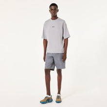 Load image into Gallery viewer, Oakley T-Shirt Driven Tee (Cement)
