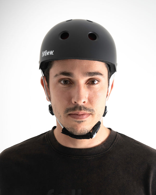 FOLLOW PRO HELMET - BLACK/RED