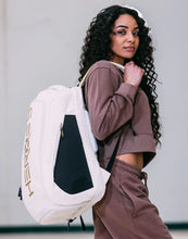 Load image into Gallery viewer, HEROES - PADEL BAG - GRAVITY ATLAS - CREAM - GOLD
