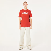 Load image into Gallery viewer, Oakley T-Shirt Mark II Tee 2.0 (Flame red)
