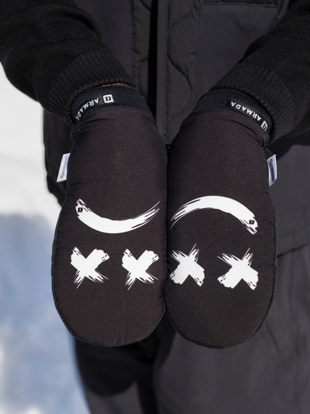 ARMADA _ CARMEL WINDSTOPPER MITT GLOVE - Off White Smiley
