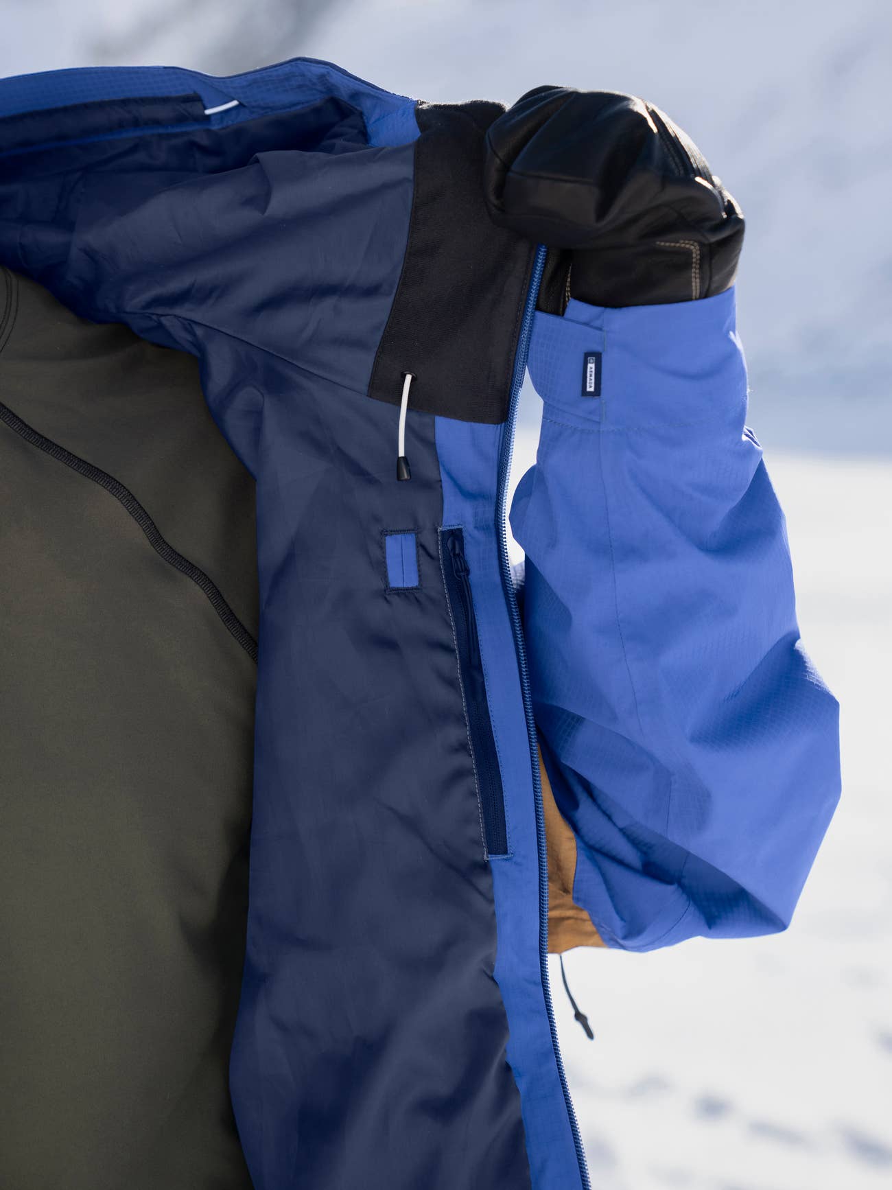 ARMADA _ ANSEL 2L SHELL JACKET - Dazzler-Navy-Golden