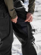 Load image into Gallery viewer, ARMADA _ SUMPTER 2L BIB - Black
