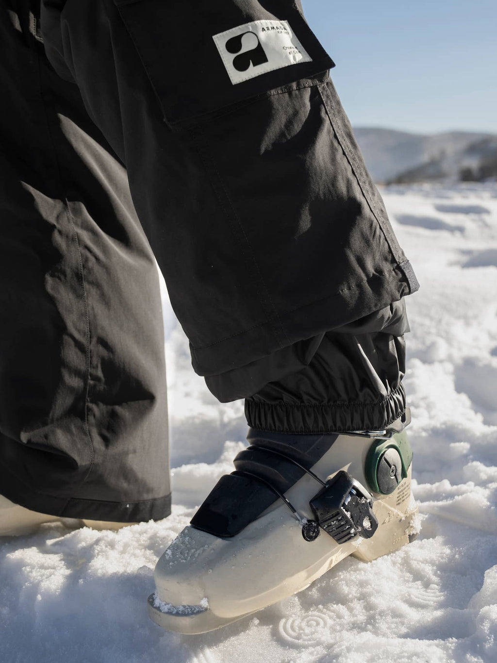 ARMADA _ MULA 2L INSULATED PANT - Black