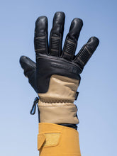 Load image into Gallery viewer, ARMADA _ WASCO WORK GLOVE - Black / Sand
