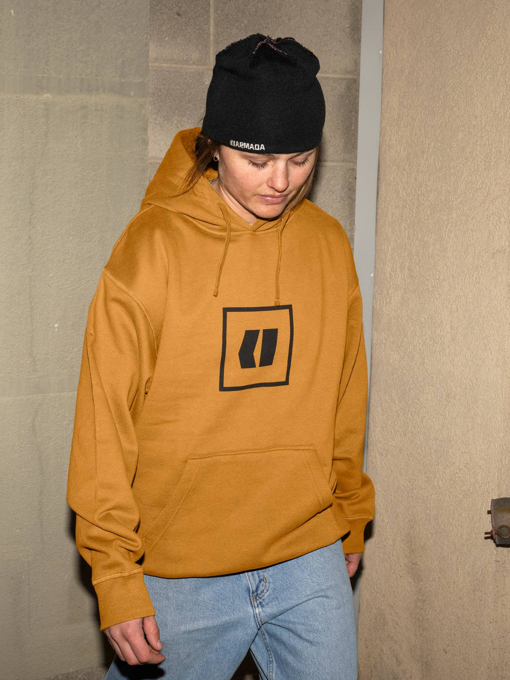 ARMADA _ ICON HOODIE - Golden Brown