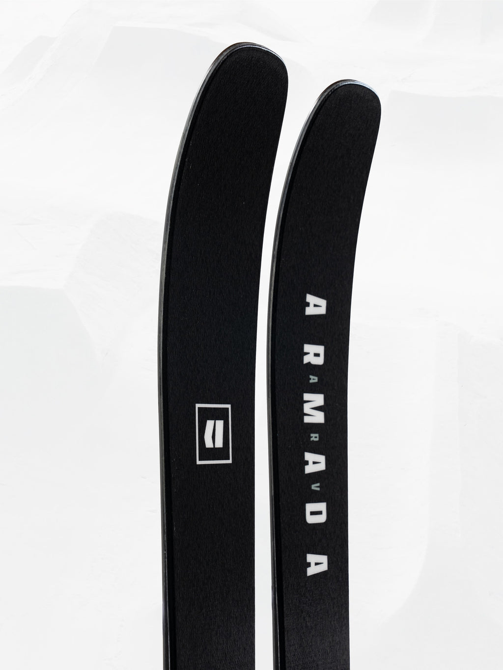 ARMADA ARV 94 SNOW SKI