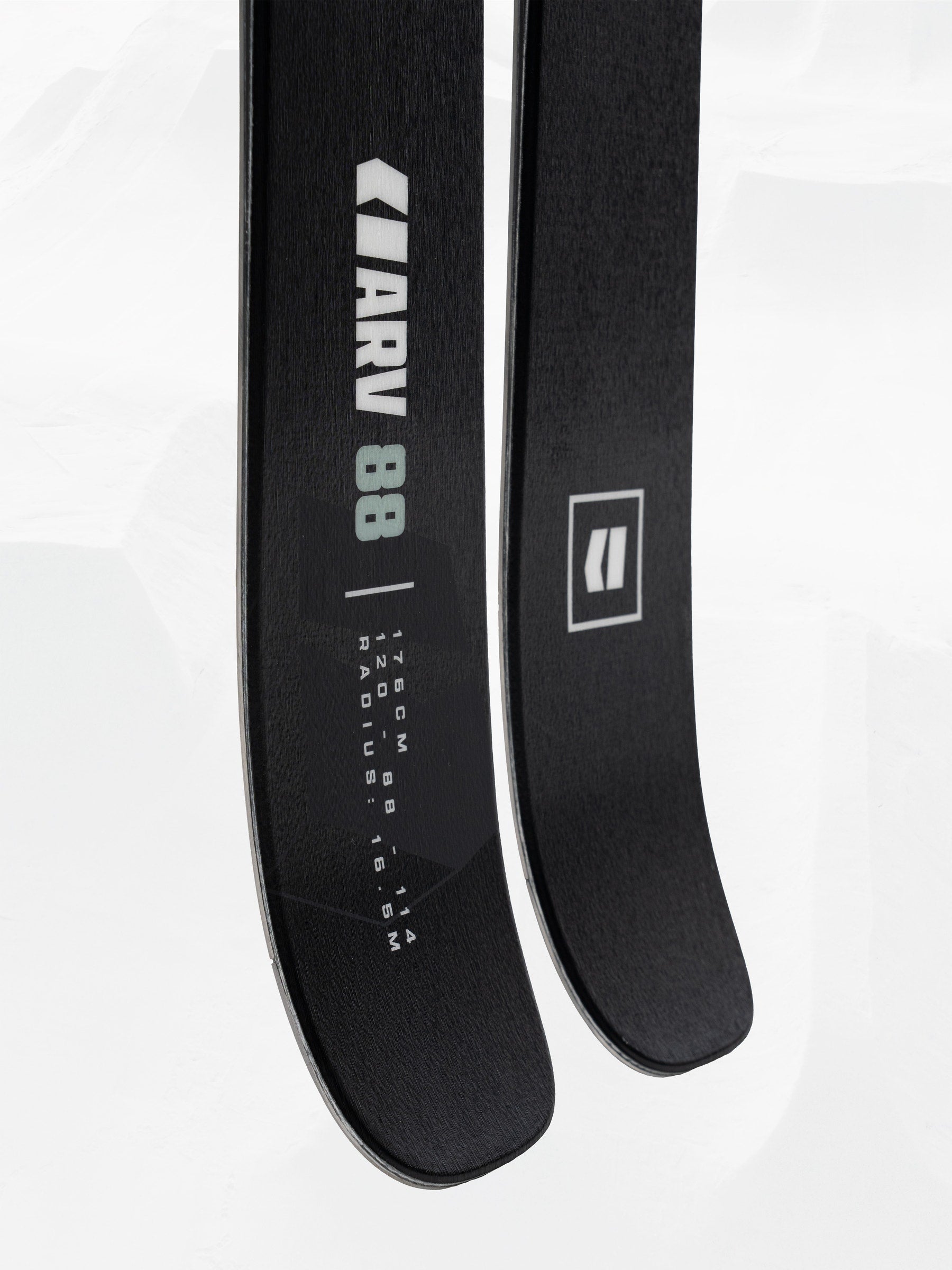 ARMADA ARV 88 SNOW SKI