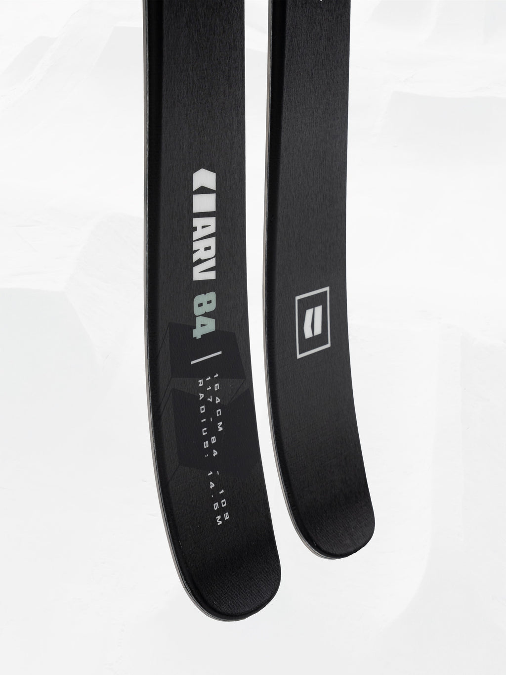 ARMADA ARV 84 SNOW SKI
