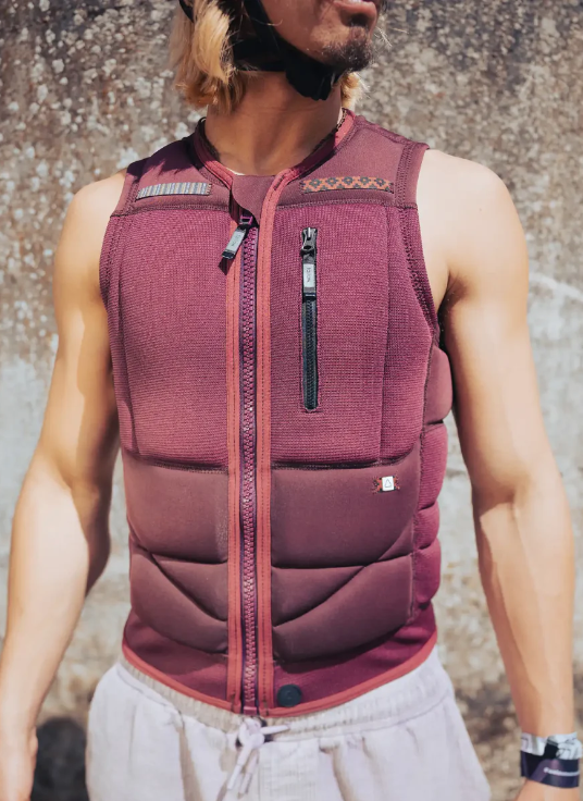 Follow Capiva Impact Vest