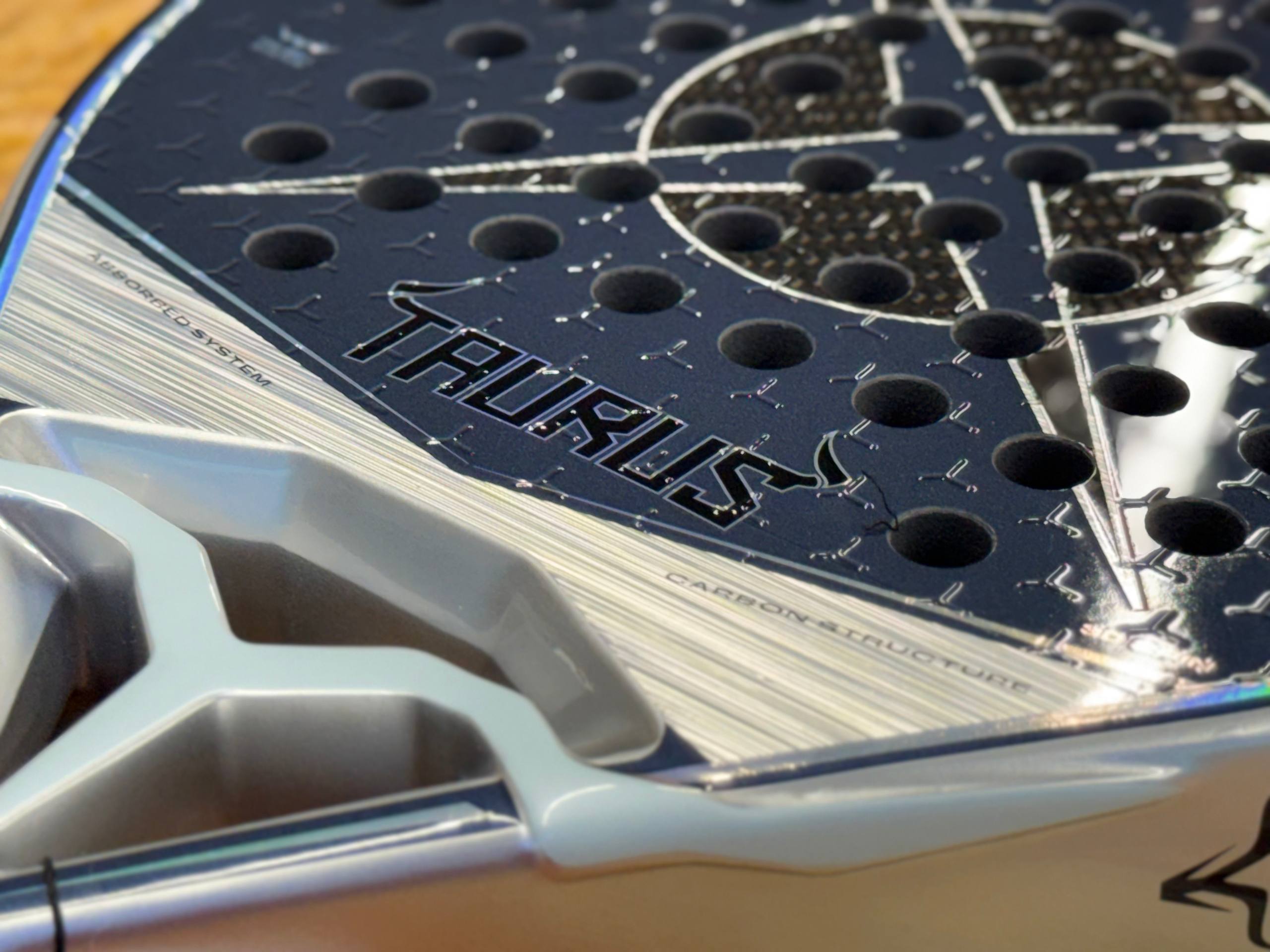 HEROES - PADEL RACKET - TAURUS 2026