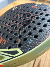 Load image into Gallery viewer, HEROES - PADEL RACKET - AZTECA 2026
