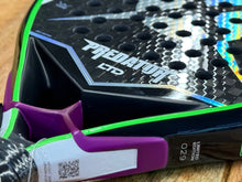 Load image into Gallery viewer, HEROES - PADEL RACKET - PREDATOR LTD 2026
