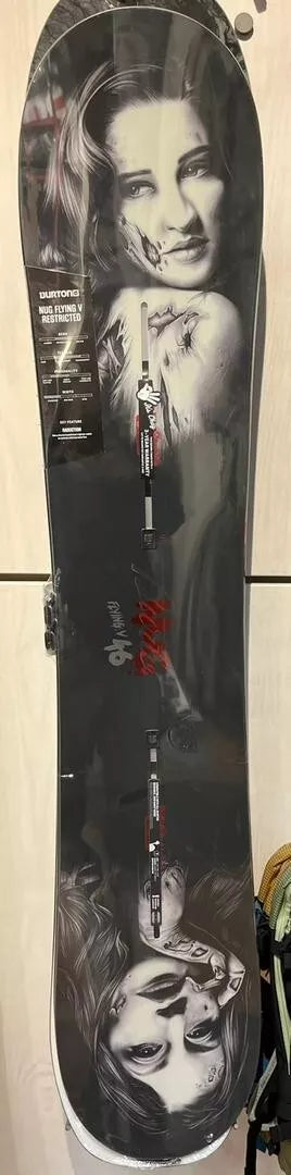 BURTON NUG FLYING V RESTRICTED 2014 – Circle8