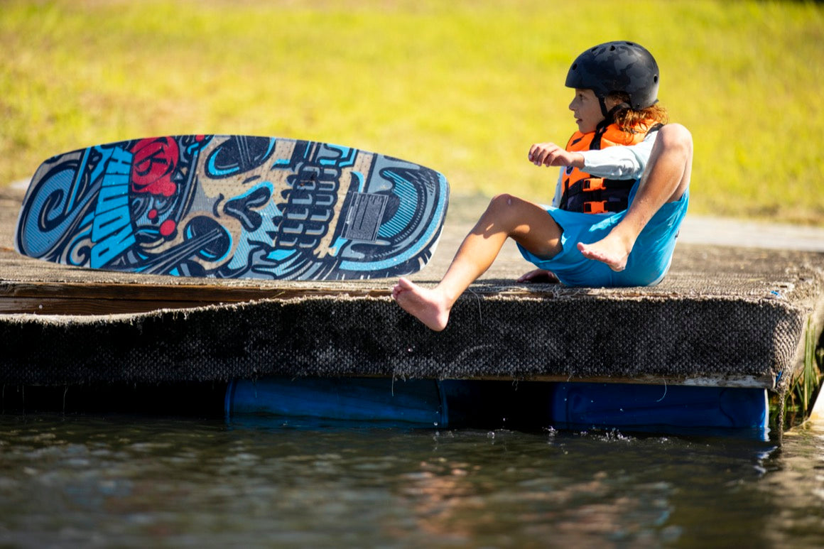 RONIX WAKEBOARDS - ATMOS KID'S PARK BOARD -  SPINE FLEX - White / Blue / Red